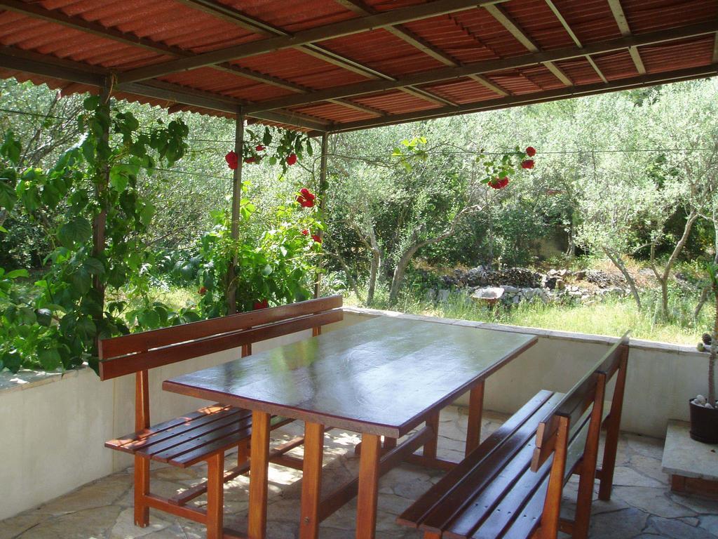 Guest House Beverin Sali Habitación foto